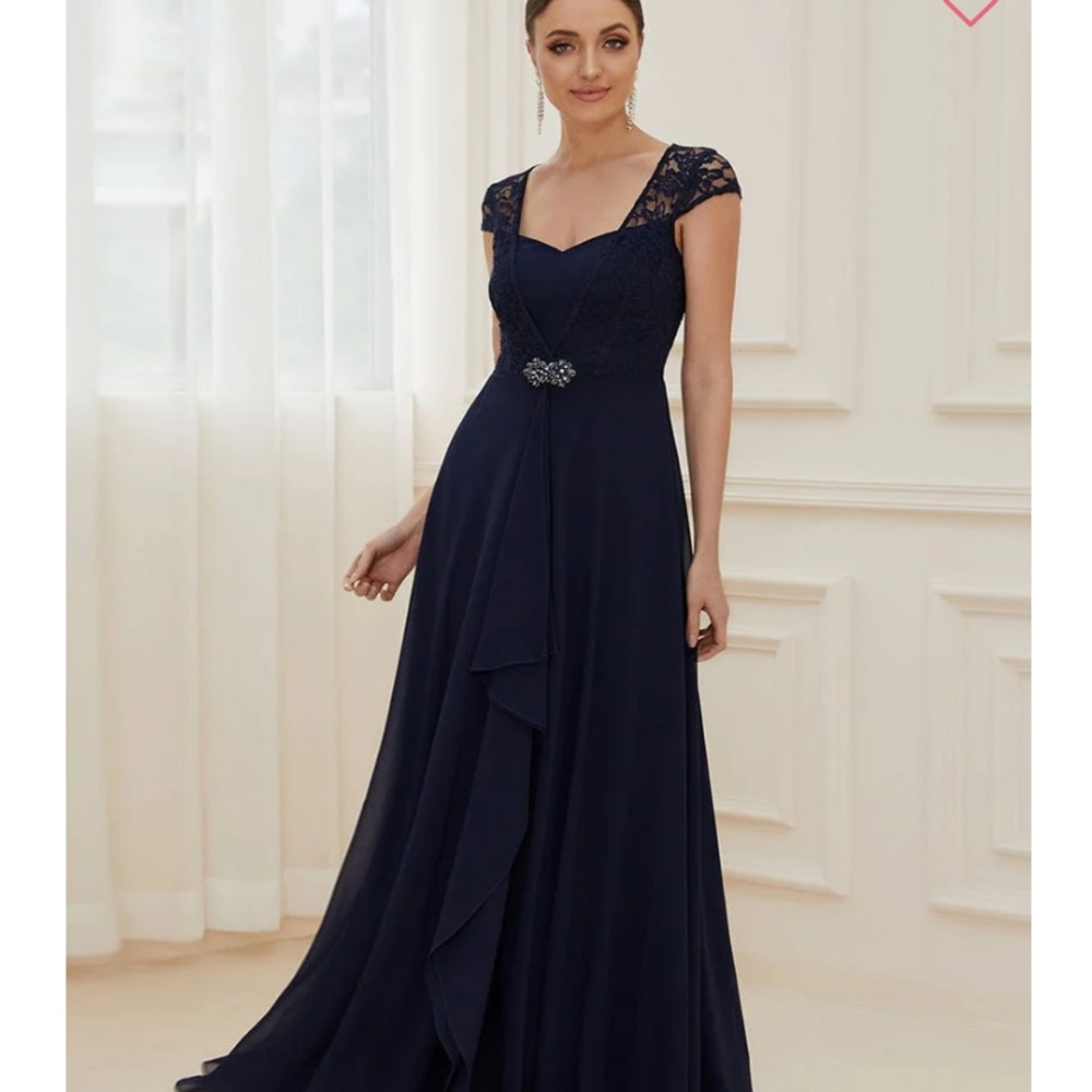 Floral Lace Cap Sleeve Plus size dress